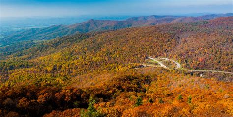10 Stunning Places For Fall Foliage In The Shenandoah Valley