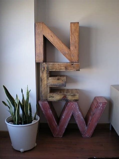 Pallets Letters Diy By Jade22art Pallet Room Pallet Crates Old