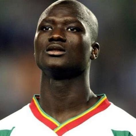 Papa Bouba Diop Death Senegalese First Goal Scorer For 2002 World Cup Papa Diop Don Die Bbc