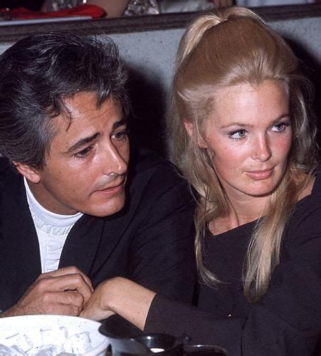 Linda Evans And John Derek Lindaevansboderek The Day Linda Evans