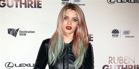 Mad Maxs Abbey Lee Kershaw Debuts New Blue And Pink Hair Abbey Lee