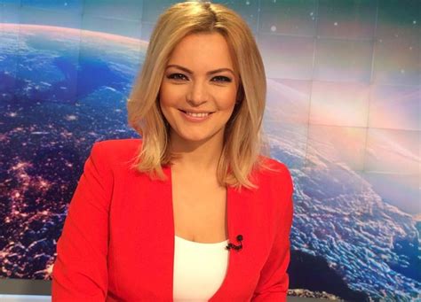 Lavinia petrea, prezentatoarea de la matinalul știrilor pro tv, a devenit mămică. Lavinia Petrea, prezentatoare PRO TV: "De cand sunt mamica ...