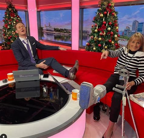 Louise Minchin Bbc Breakfast Host Sparks Concern With Icy Swim Just
