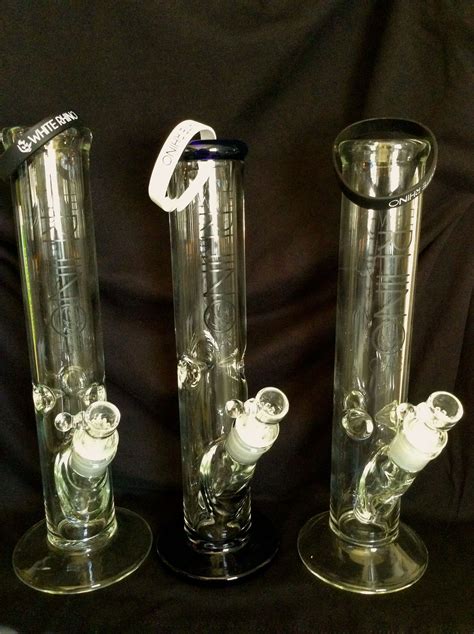 White Rhino Glass Bongs Built In Glass Screen Make These Unique