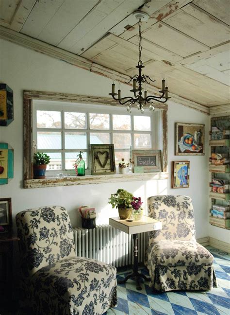 A Shabby Chic Home With More Than A Few Surprises Shabby Chic Homes