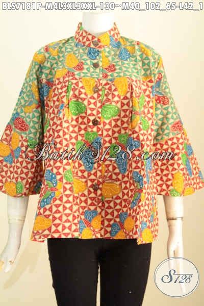 Banyak juga digunakan untuk baju kelas dan baju angkatan. Baju Blus Batik Halus Dan Keren, Busana Batik Dual Warna Motif Trendy Printing Nan Modis Dengan ...