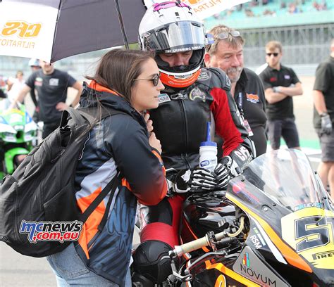 images from silverstone national bsb with a focus on the aussies mcnews