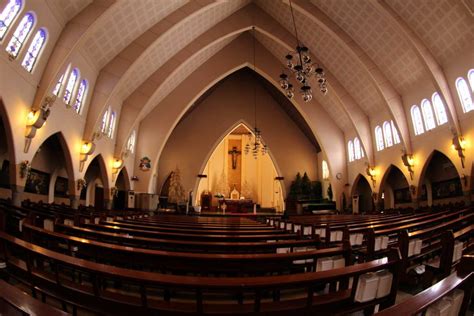 Memasuki Ruang Batin Warisan Belanda, Gereja Katedral Ijen, Kota Malang