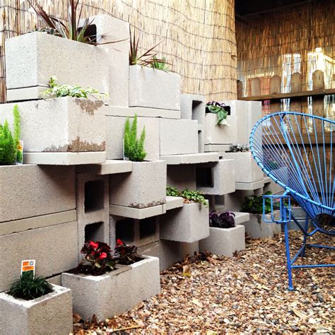 The overall process of building blocks walls is the same regardless if you are building a str. Cinder block wall garden | Wall garden, Cinder block walls ...