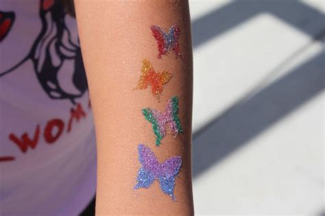Hire Glitter Body Art Temporary Tattoo Artist In Corona California