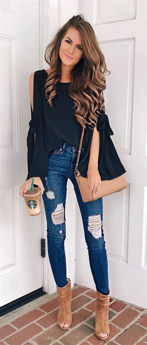 Fall Outfits Black Cold Shoulder Top Ripped Skinny Jeans Classy