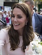 Kate et William visitent leur futur duché | Duchesse kate, Duchesse, La ...