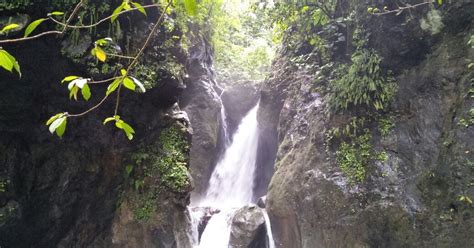Ya, air terjun tersebut bernama air terjun ponot. Air Terjun / Curup Asahan di Kuyung Bawah Klumbayan ...