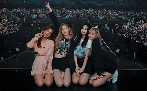 Here are the best live wallpapers for iphone and android. blackpink background/wallpaper for laptop in 2021 | Pink ...
