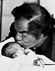 Image of Lionel Stander kissing his daughter Jennifer