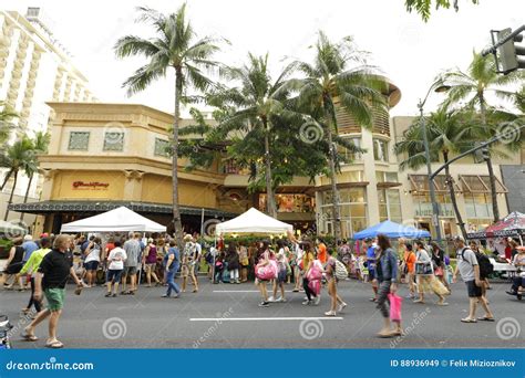 Waikiki Street Festival Editorial Stock Image Image Of People 88936949