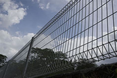 Types Of Mesh Wire Fencing Design Talk