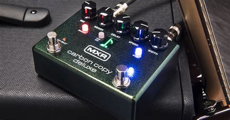 + equipped with all metal steel enclosure for enhancing durability. Best Analog Delay Pedals