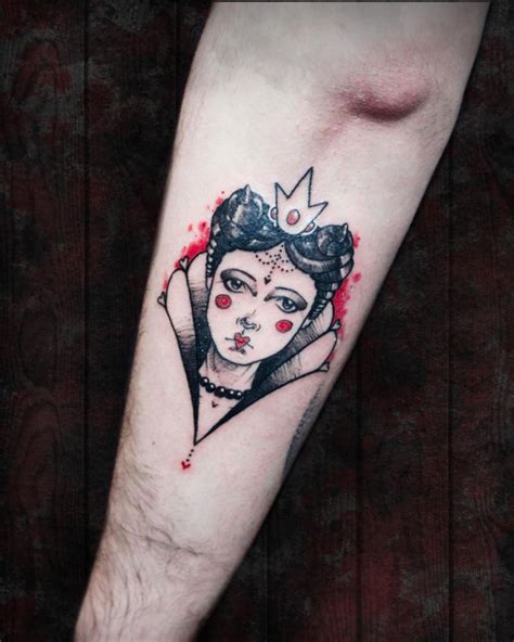 101 Amazing Queen Of Hearts Tattoo Ideas You Need To See Outsons