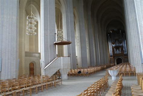 Eglise Grundtvig à Copenhague Linsolite Monstre De Briques