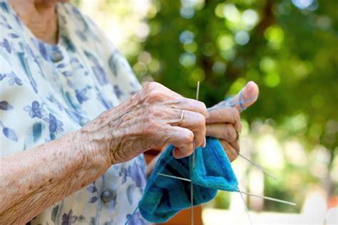Importance of Hobbies for Seniors | Visiting Angels | Midlothian, VA