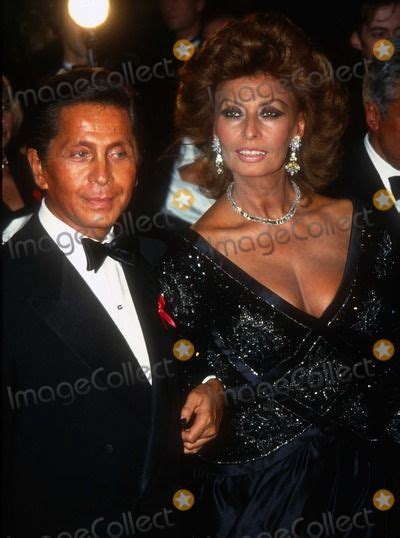 Valentino Sophia Loren File Photo New York Ny Valentino