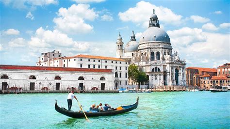 Venice Gondola Ride And Serenade Youtube