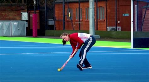 Improve Your Field Hockey Aerial Passing Technique With These Tips