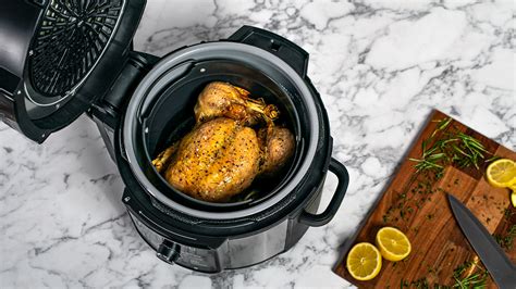 It's a pressure cooker, slow cooker, air fryer, roaster, a few more things all in one. Ninja Foodi Slow Cooker Instructions / Ninja Foodi 6.5 ...