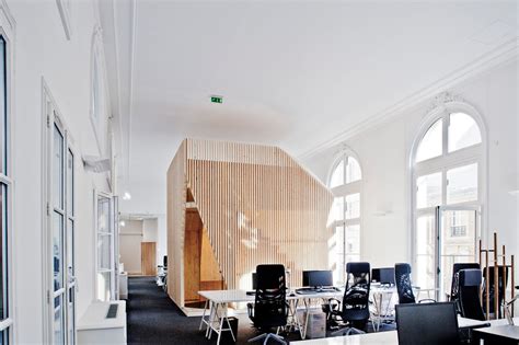 A Modern Office Takes Over A Classic Building Design Milk