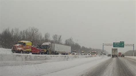Eastern Ontario Digs Out After Winter Storm Hits Area Hwy 401 Closed