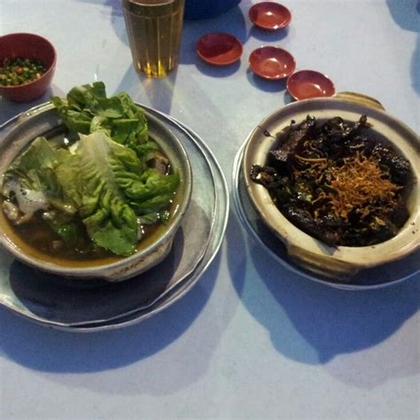 Beyond, food soon huat also champions. 家家肉骨茶 (Kah Kah Bak Kut Teh) - Kepong Baru - 84 tips