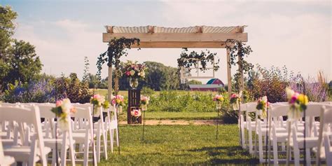 Heritage Prairie Farm Weddings Price Out And Compare Wedding Costs