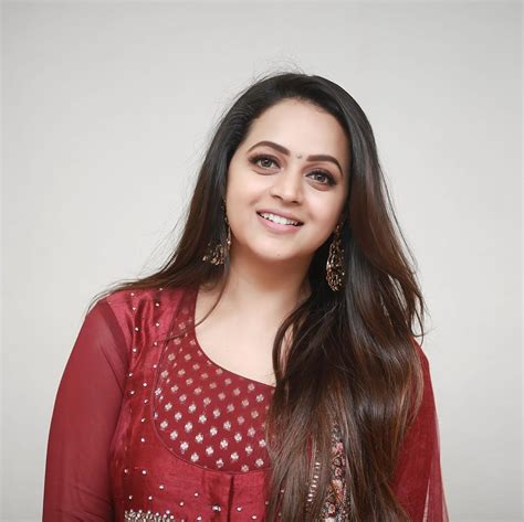 The kidnapping and molestation of actress bhavana have taken everyone by shock. പുതിയ ലുക്കിൽ ഭാവന; ഫോട്ടോഷൂട്ട് ചിത്രങ്ങൾ വൈറൽ-Actress ...