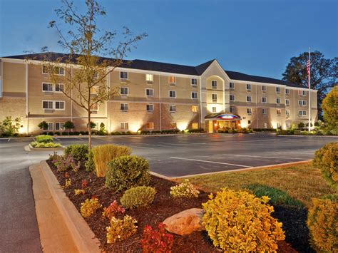 Extended Stay Hotel Bowling Green KY | Candlewood Suites Bowling Green