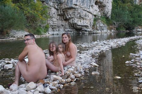 Balade au fil du temps Sur les bords de la Cèze