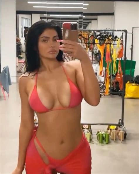 Pregnant Kylie Jenner Shows Off Killer Curves In Tiny Red Bikini As