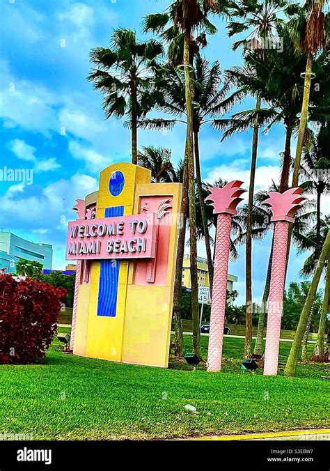 Welcome To Miami Sign High Resolution Stock Photography And Images Alamy