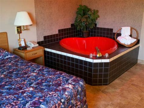 Info About Heart Shaped Jacuzzi Hotel Near Me Most Popular Team Hotel Sanjose