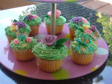 Couture Cupcakes By Nabeela Garden Party Cupcakes