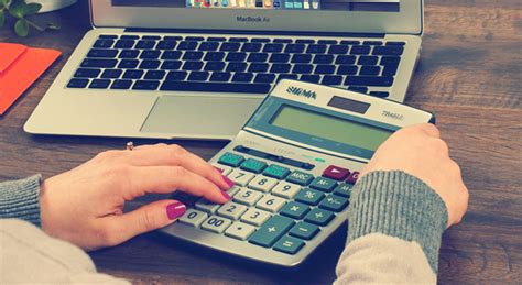Why Do Freelance Web Designers Need To Pay Attention To Bookkeeping