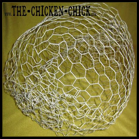 The Chicken Chick Chicken Wire Lighted Christmas Balls Tis The Season