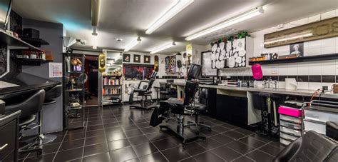 Fine line tattoo artist in london were rated 5/5 stars by clients. Bodycraft Tattoo & Piercing Studios Nottingham