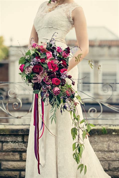 25 Best Looking For Teardrop Wedding Bouquets Ritual Arte