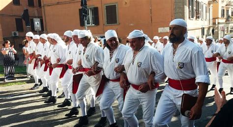 Mac city sdn bhd (ipoh parade, perak). Festival Of Santa Rosa La Macchina Di Santa Rosa. Porters ...