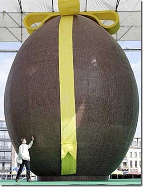 The Tallest Chocolate Easter Egg Ever Was Made In Italy In 2011 At 10 39 Metres In Height And