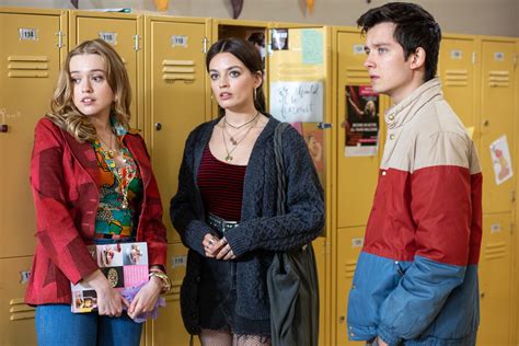 Sex Education Season 2 Opens With A Bang Moordale High School Is Having A Chlamydia Break Out