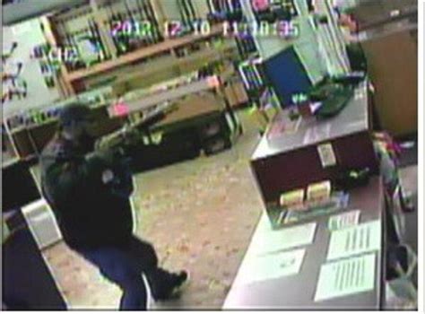 Lafayette Police Investigating Armed Robbery Of Pawn Shop