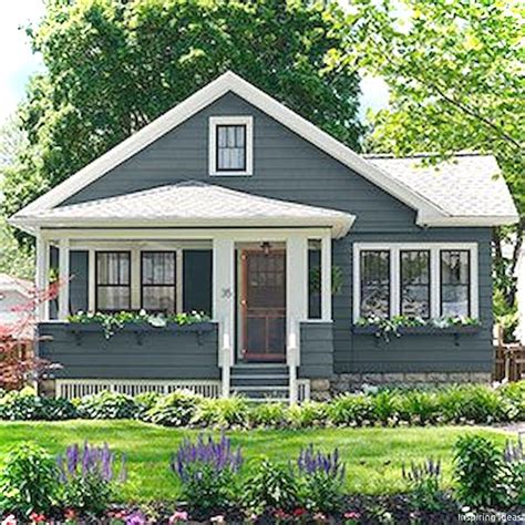Charming 13 Small Cottage House Exterior Ideas House Paint Exterior