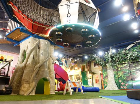 You will be assured with proper indoor playing equipment and accessories from us. Indoor & Outdoor Play for Kids in NYC | Time Out New York Kids